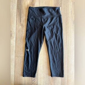 Under armor cropped leggings